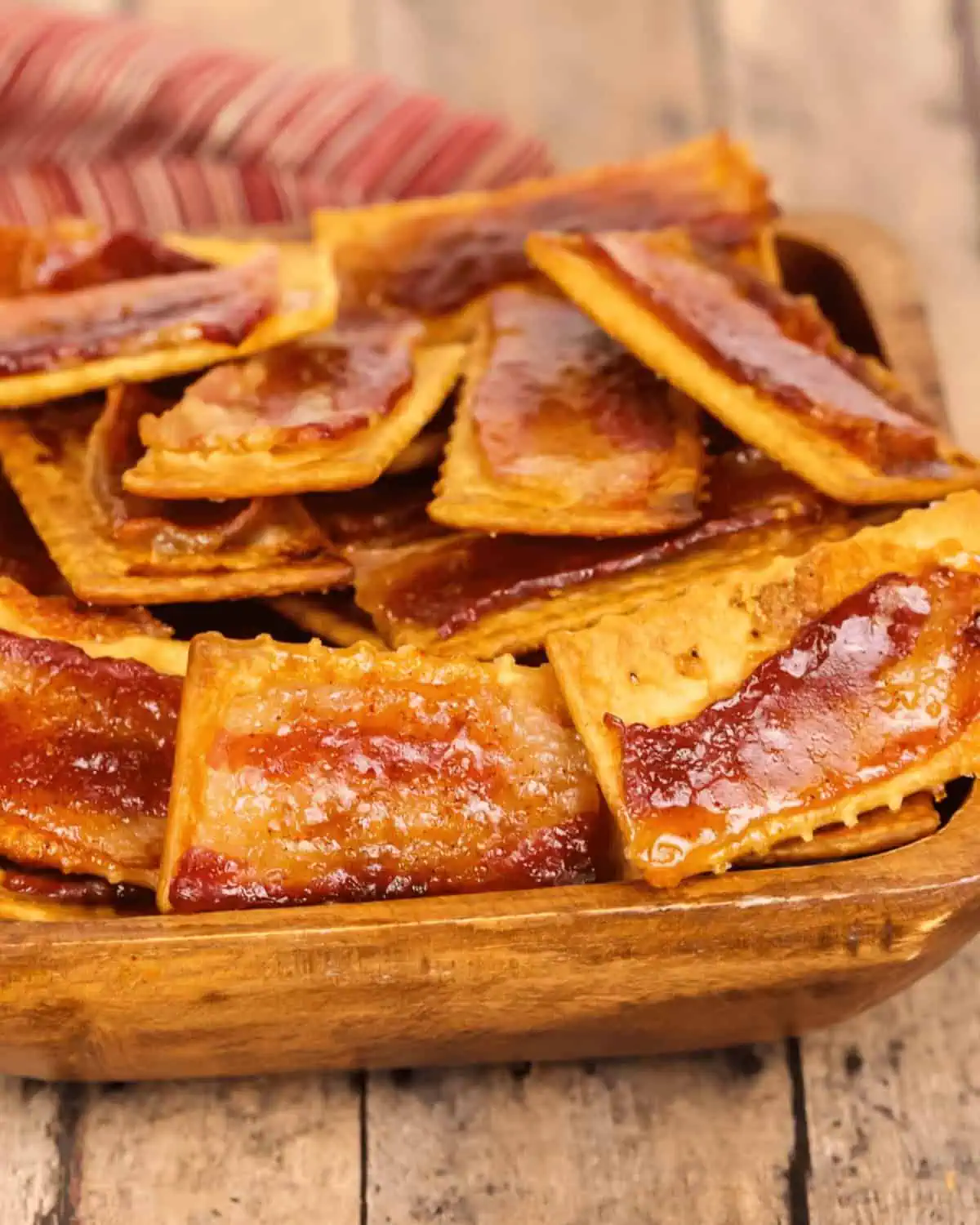 Glazed Bacon Crackers