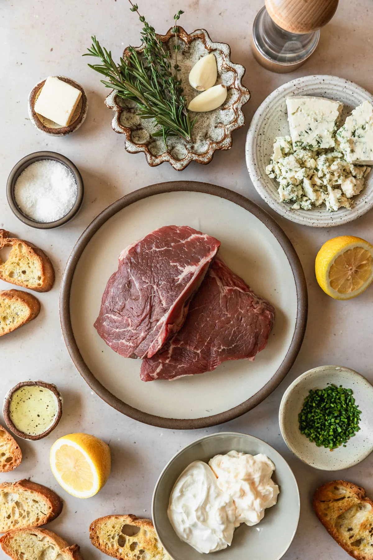 Steak Crostini with Blue Cheese & Garlic Sauce
