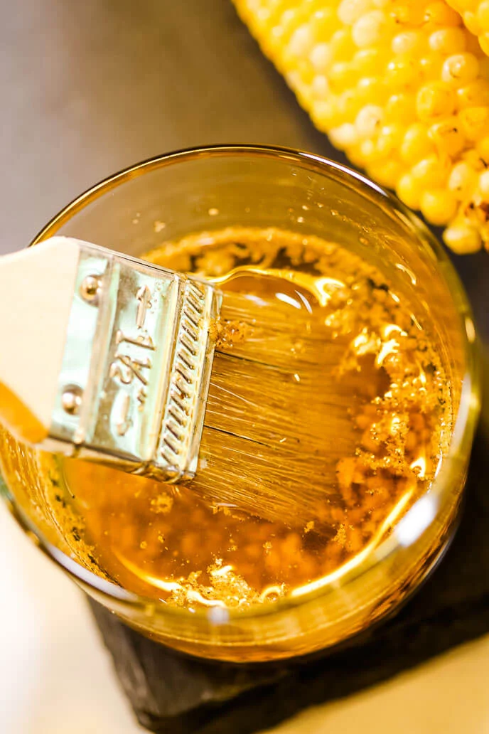 Garlic Parmesan Grilled Corn on the Cob