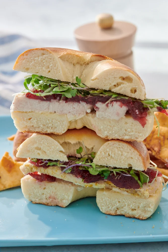 Turkey Cranberry Bagel Sandwich