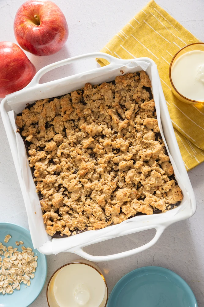 Fruit and Oat Crumble Bars