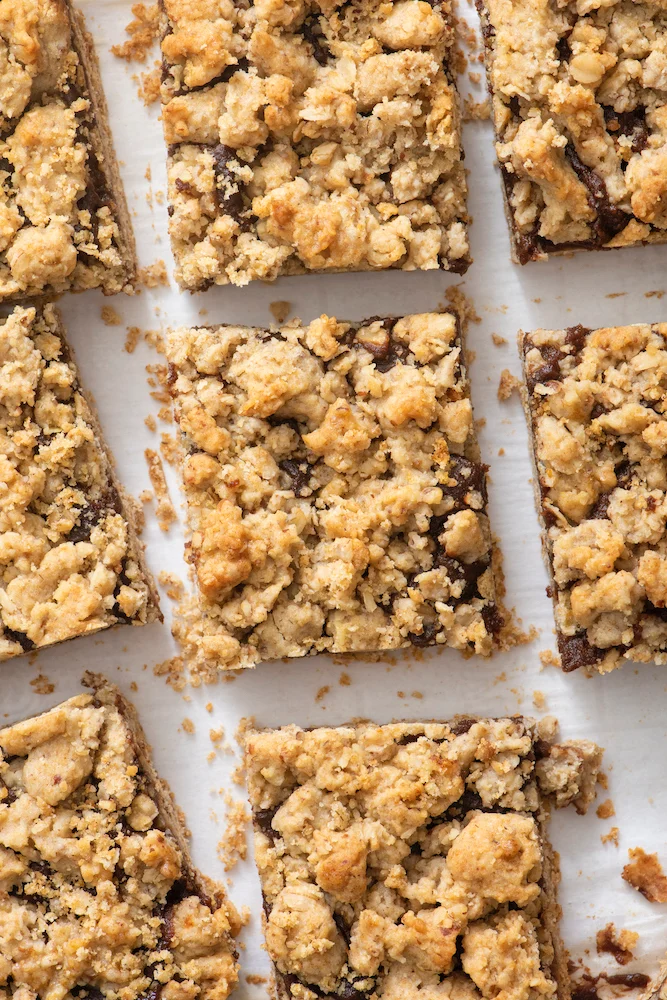 Fruit and Oat Crumble Bars