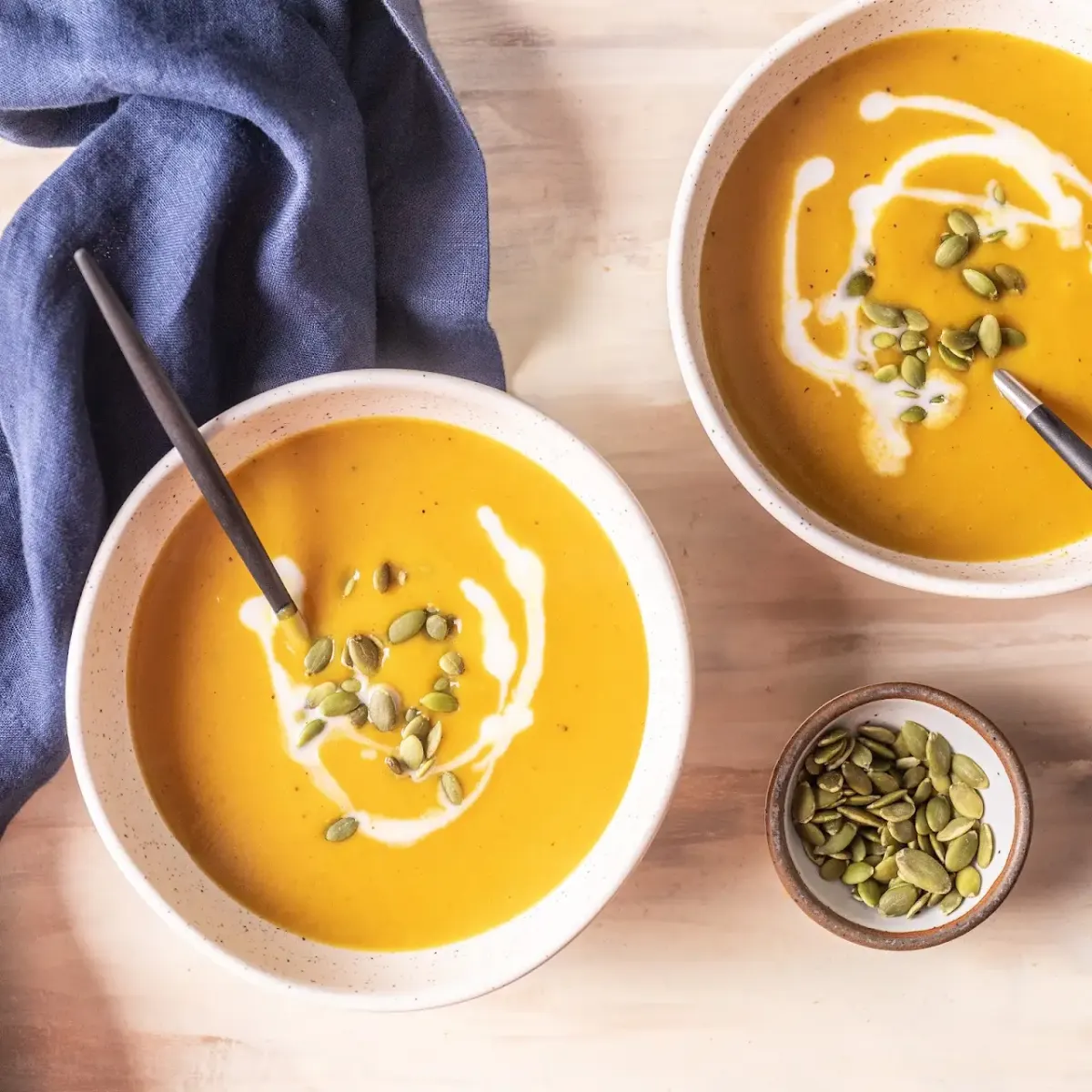 Creamy Roasted Garlic Butternut Squash Soup