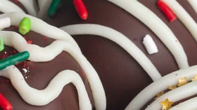 Healthy Gingerbread Cookie Truffles