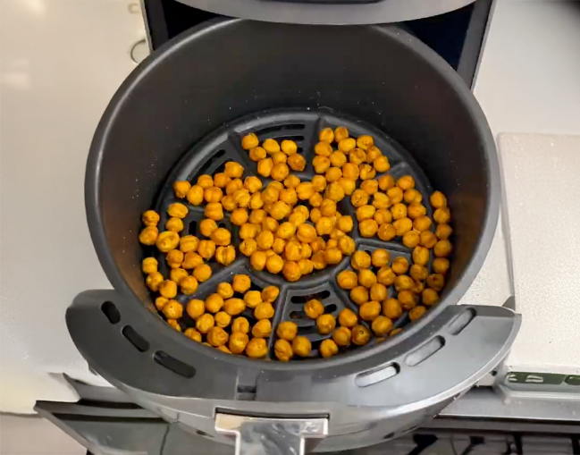 Crispy Air-Fried Chickpeas