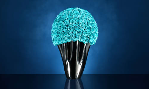 A popular Classic Rose design, now available in long-lasting Infinite Roses: The Lady Jane