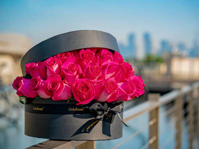 Classic Rose Manhattan from OnlyRoses in Beverly Hills