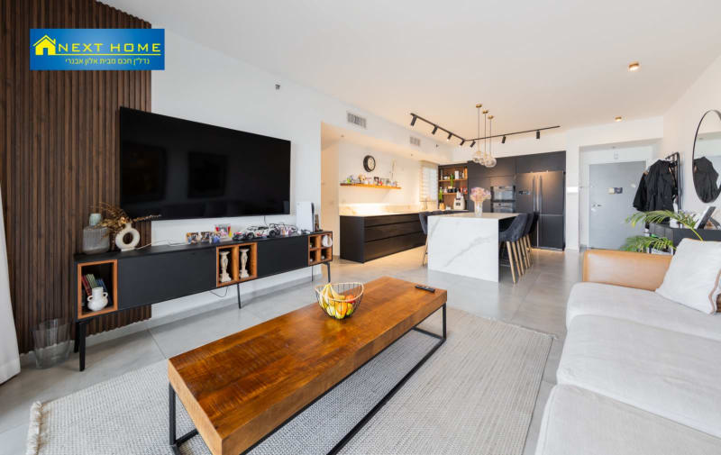 Penthouse for Sale in Netanya - Image 2
