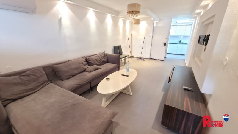 Apartment for Sale in Holon - Image 1