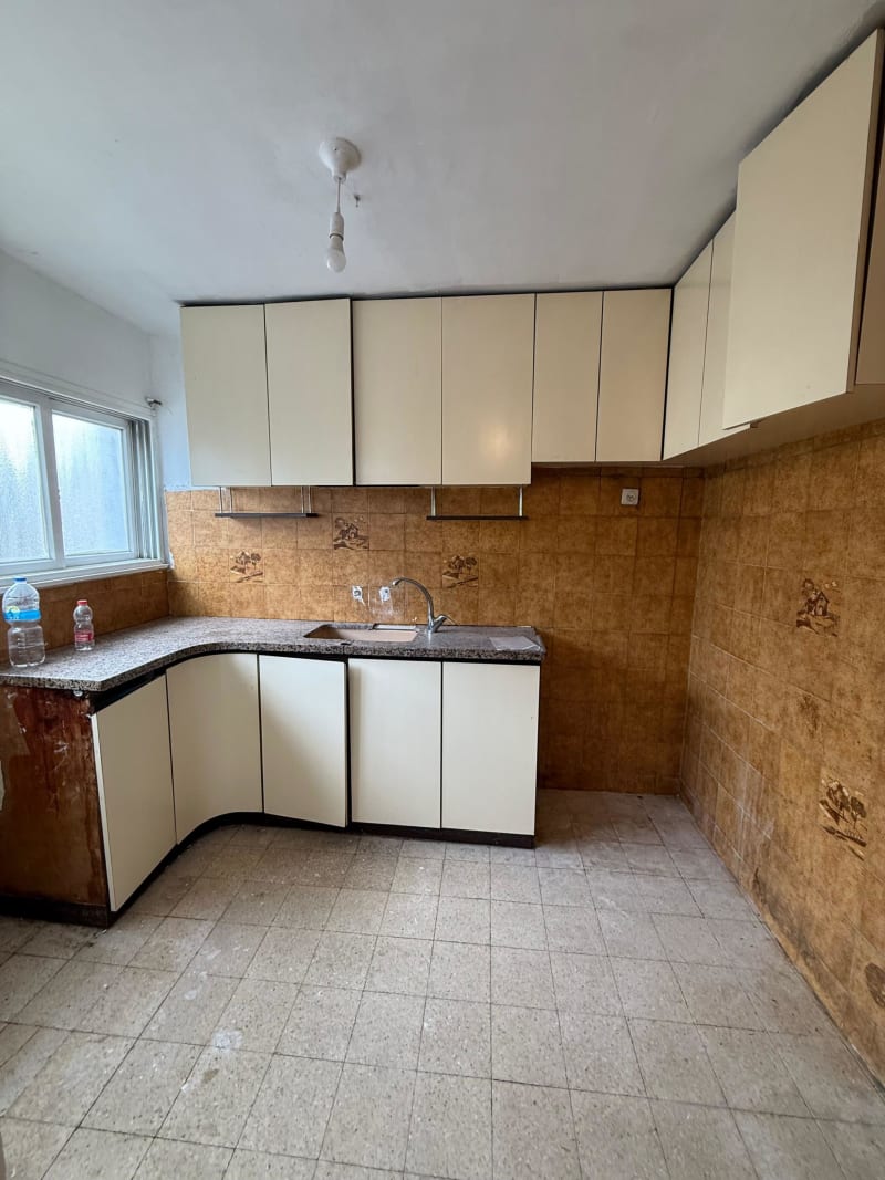 Apartment for Sale in Rehovot - Image 3