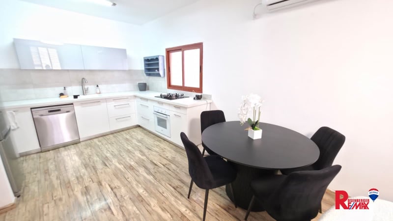 Apartment for Sale in Bat Yam - Image 4