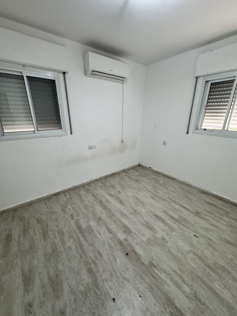 Apartment for Sale in Kiryat Bialik - Image 3