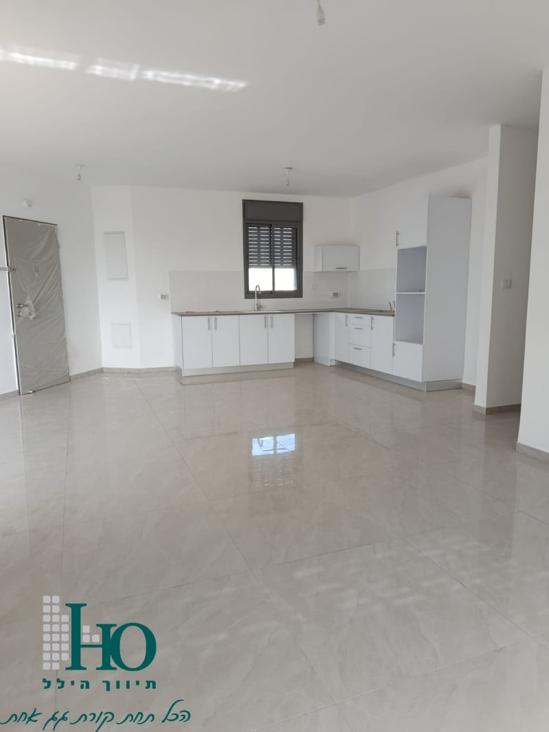 Apartment for Sale in Ashkelon - Image 4