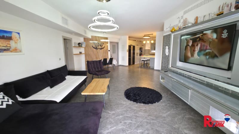 Penthouse for Sale in Yavne - Image 4