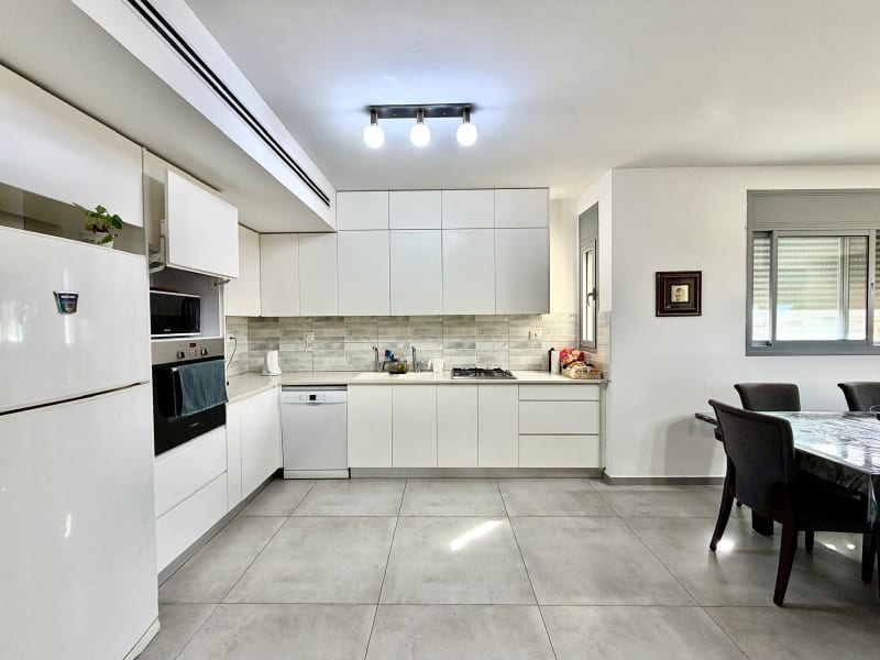 Apartment for Sale in Netanya - Image 6