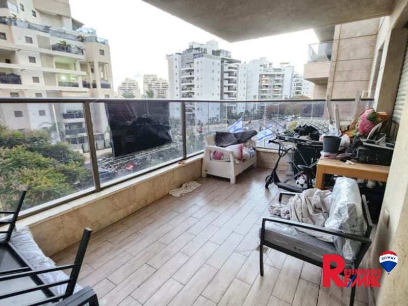Apartment for Sale in Holon - Image 7