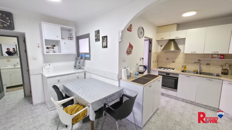 Apartment for Sale in Tel Aviv-Yafo - Image 6
