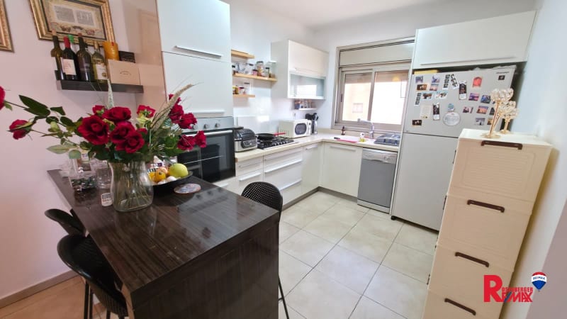 Apartment for Sale in Holon - Image 5