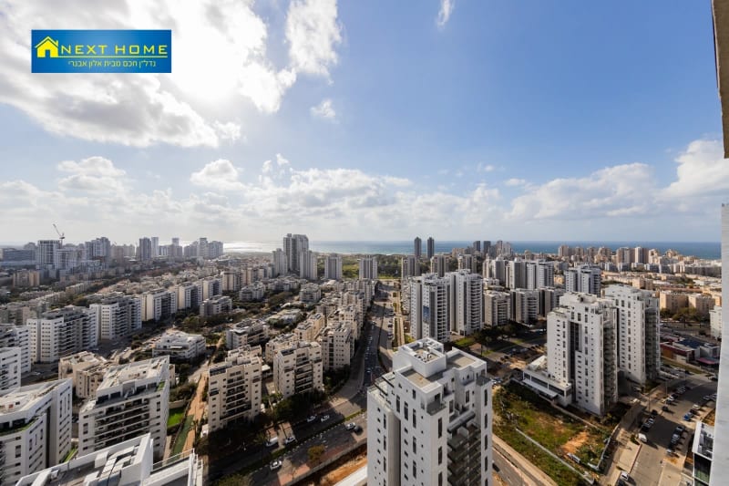 Penthouse for Sale in Netanya - Image 2