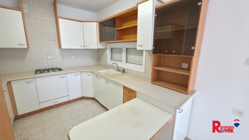 Apartment for Sale in Rishon LeZion - Image 6