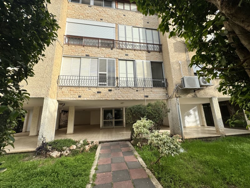 Apartment for Sale in Kiryat Bialik - Image 2