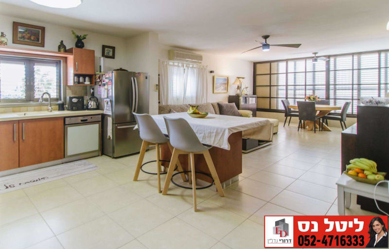 Apartment for Sale in Petah Tikva - Image 4