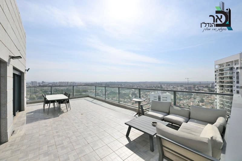 Penthouse for Sale in Rehovot - Image 5