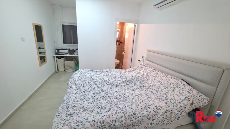House for Sale in Beit Dagan - Image 6