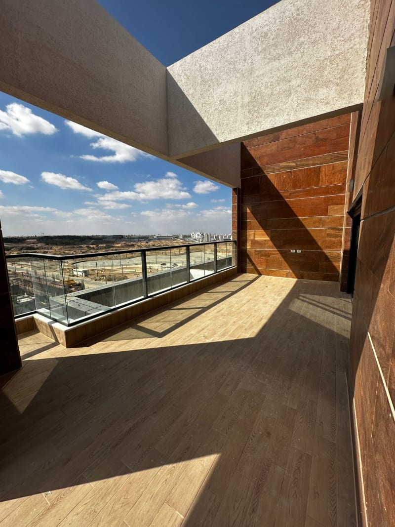Penthouse for Sale in Ofakim - Image 2