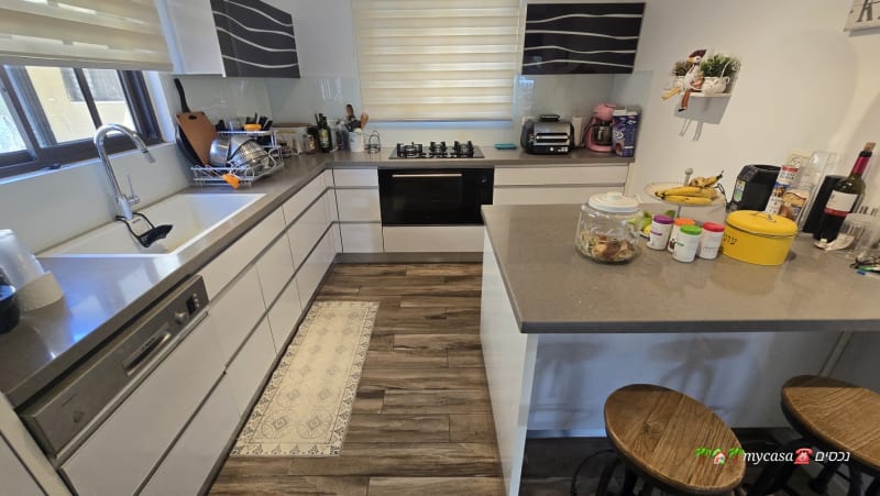 House for Sale in Kfar Yona - Image 6