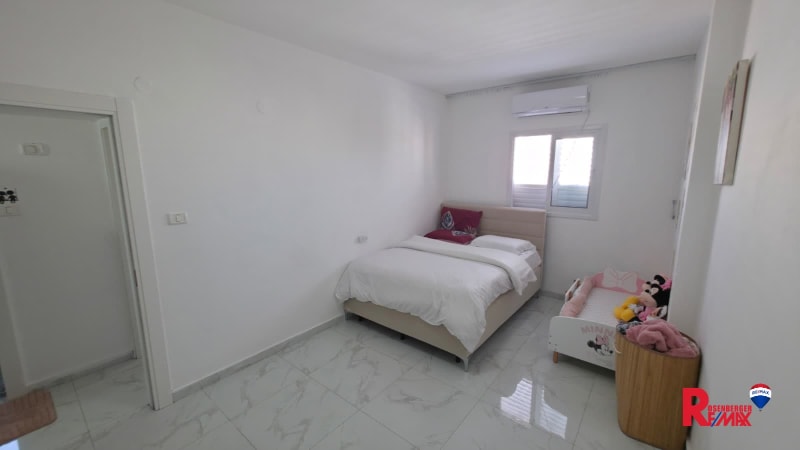 Apartment for Sale in Holon - Image 5