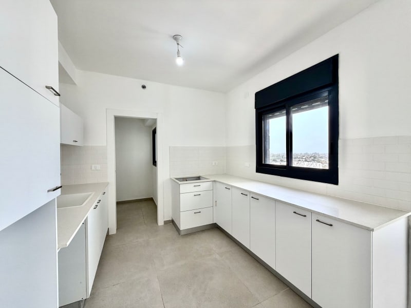 Apartment for Sale in Netanya - Image 3