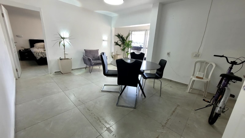 Apartment for Sale in Holon - Image 1