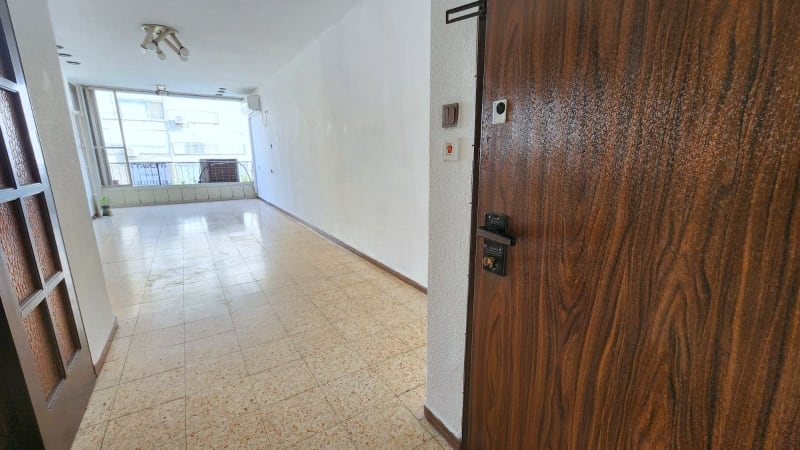 Apartment for Sale in Bat Yam