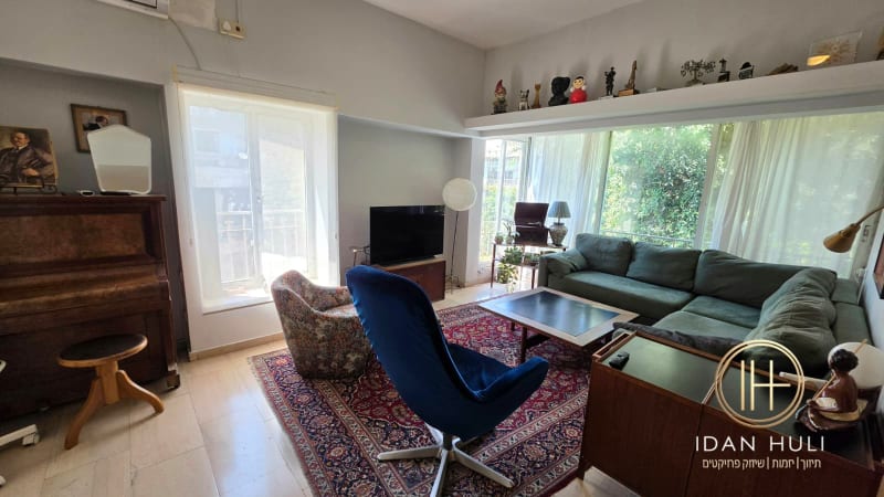 Apartment for Sale in Tel Aviv-Yafo - Image 2
