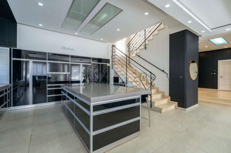 Villa for Sale in Dimona - Image 3