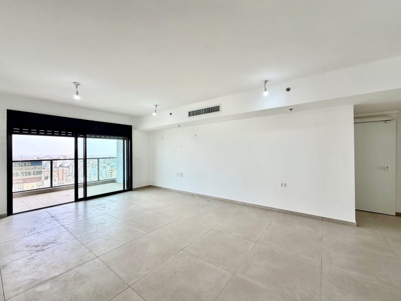 Apartment for Sale in Netanya - Image 3