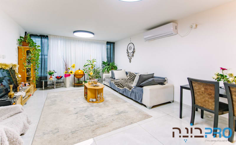 Apartment for Sale in Rishon LeTsiyon - Image 1