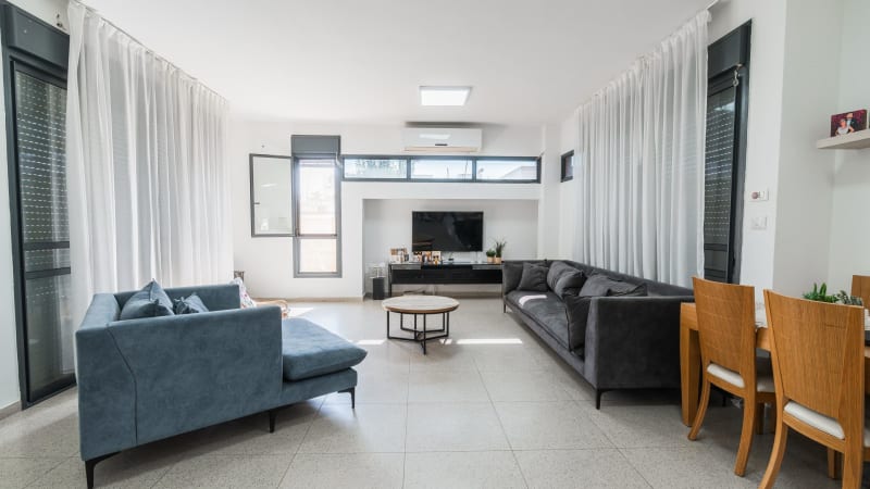 Villa for Sale in Ofakim - Image 4