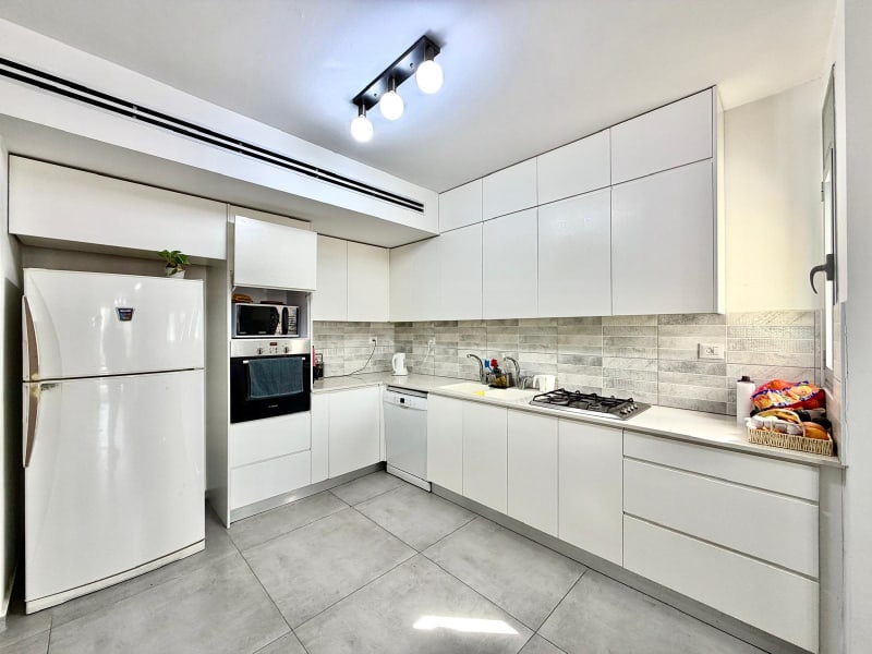 Apartment for Sale in Netanya - Image 7
