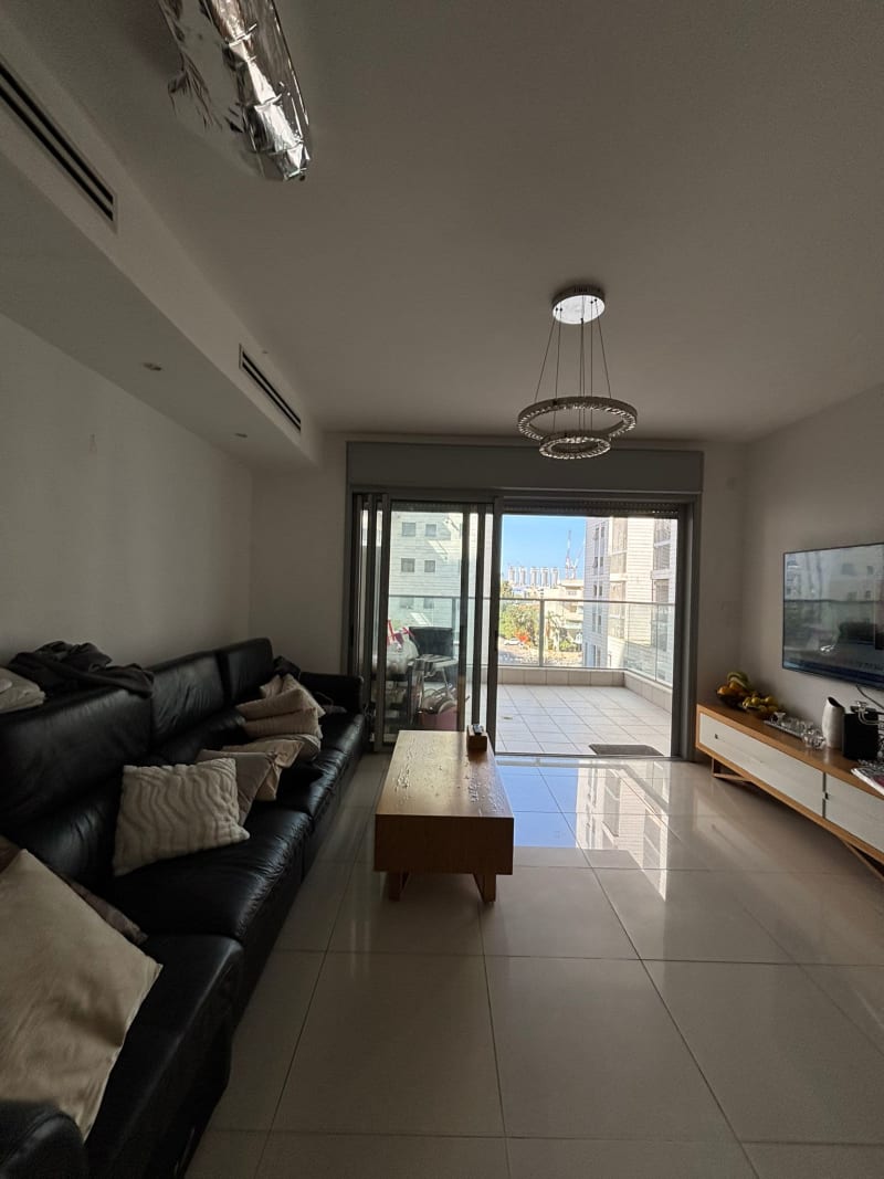 Apartment for Sale in Holon - Image 6