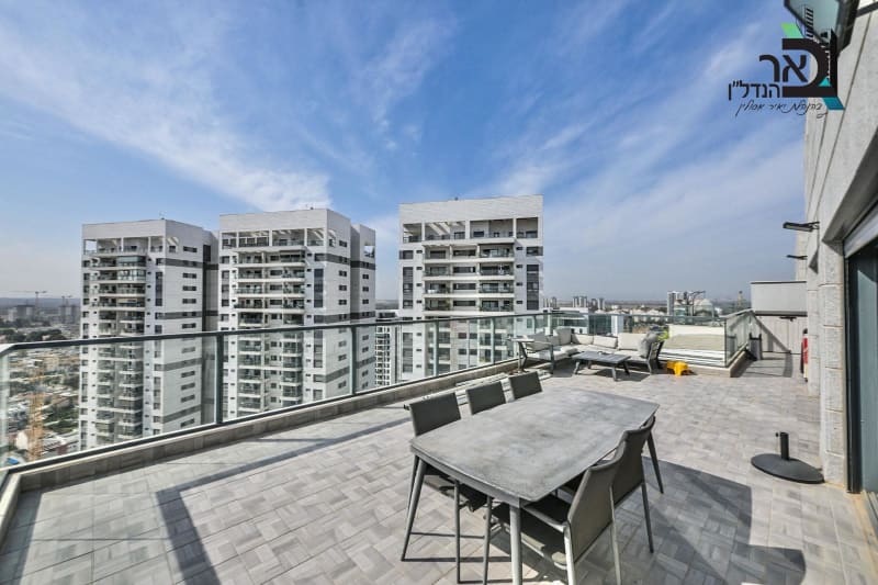 Penthouse for Sale in Rehovot - Image 4