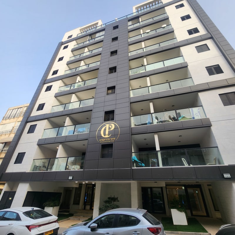 Apartment for Sale in Bat Yam - Image 2