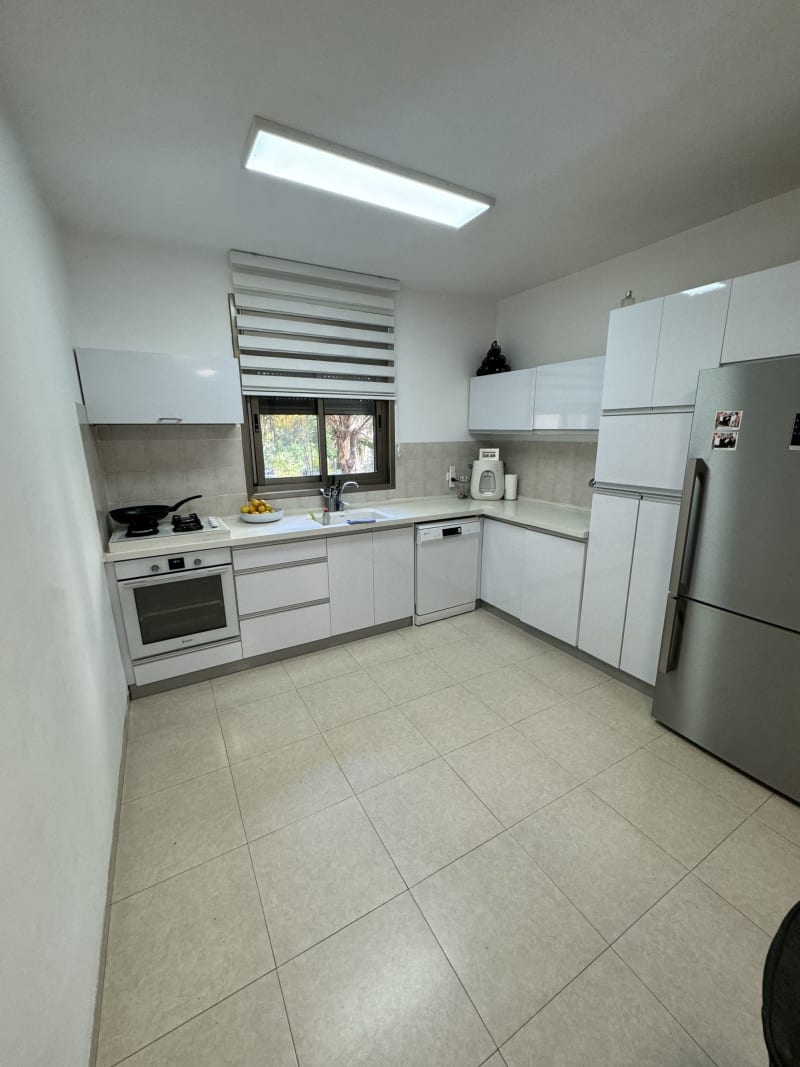 Apartment for Sale in Holon - Image 5