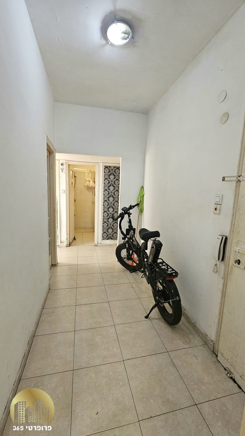 Apartment for Sale in Tel Aviv-Yafo - Image 7