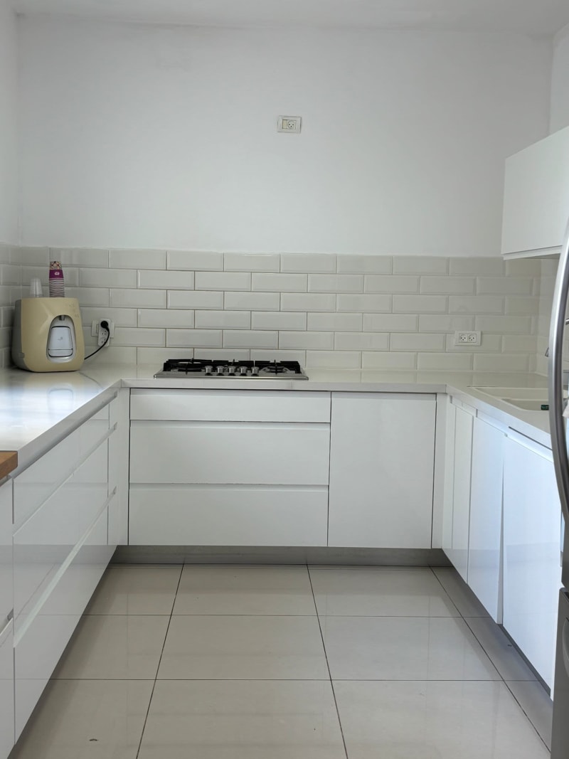 Apartment for Sale in Holon - Image 1