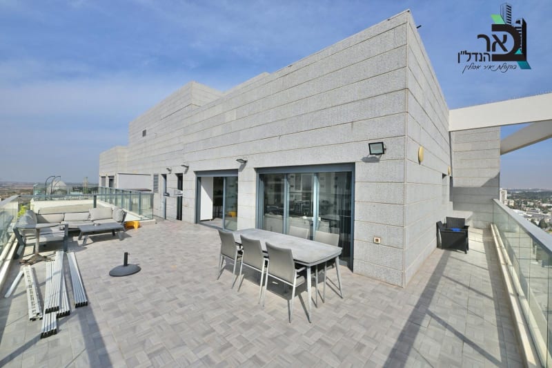 Penthouse for Sale in Rehovot - Image 6