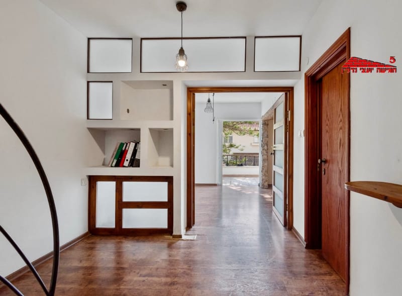 House for Sale in Rishon LeZion - Image 2