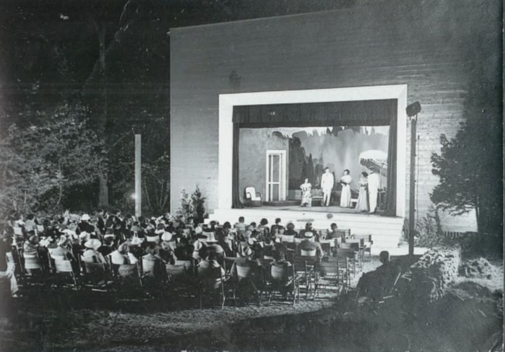 Peninsula Players Theatre