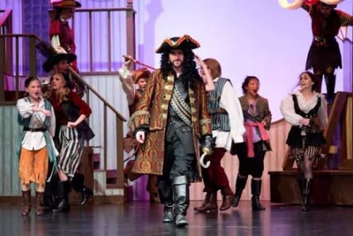 Help costume the cast!